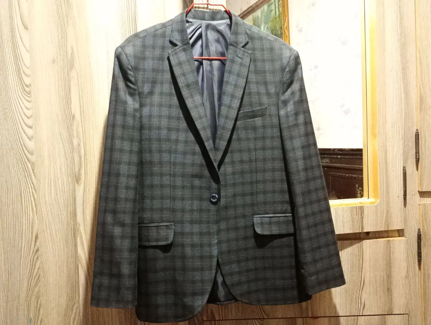 کت تک|لباس|رامیان, |دیوار