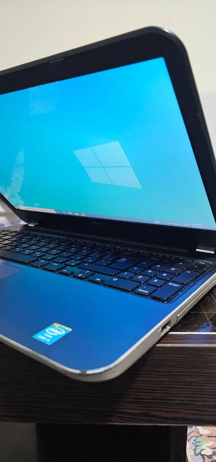 لب تاب|رایانه همراه|قدس, شهرقدس|دیوار