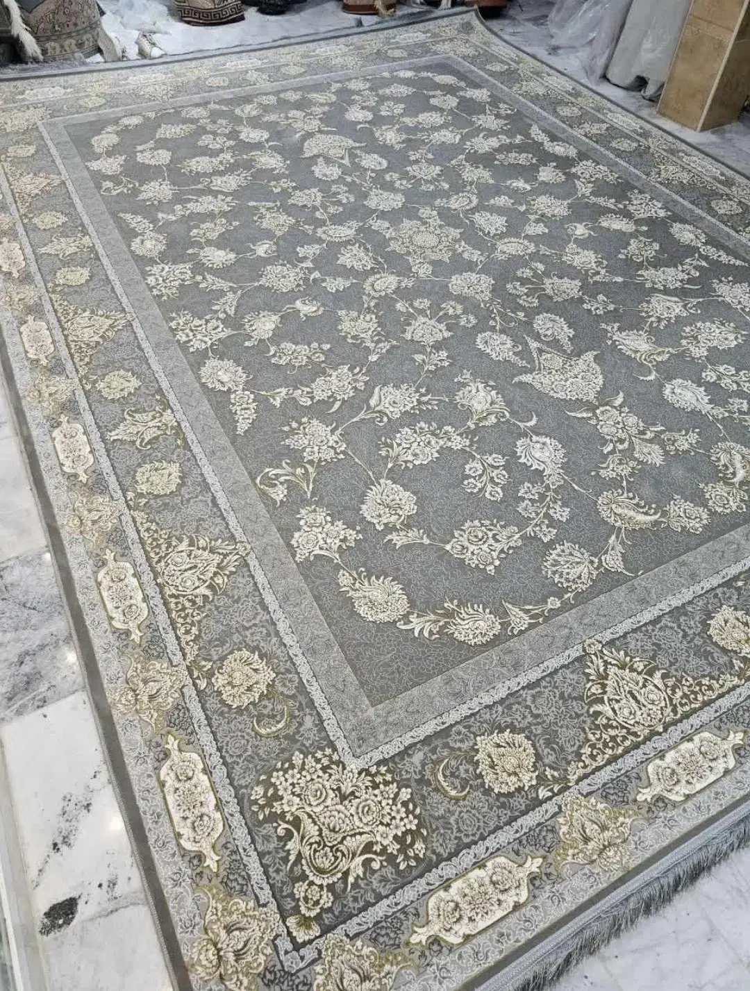 فرش قاجار۱۲۰۰شانه تراکم ۳۶۰۰|فرش|ایلام, |دیوار