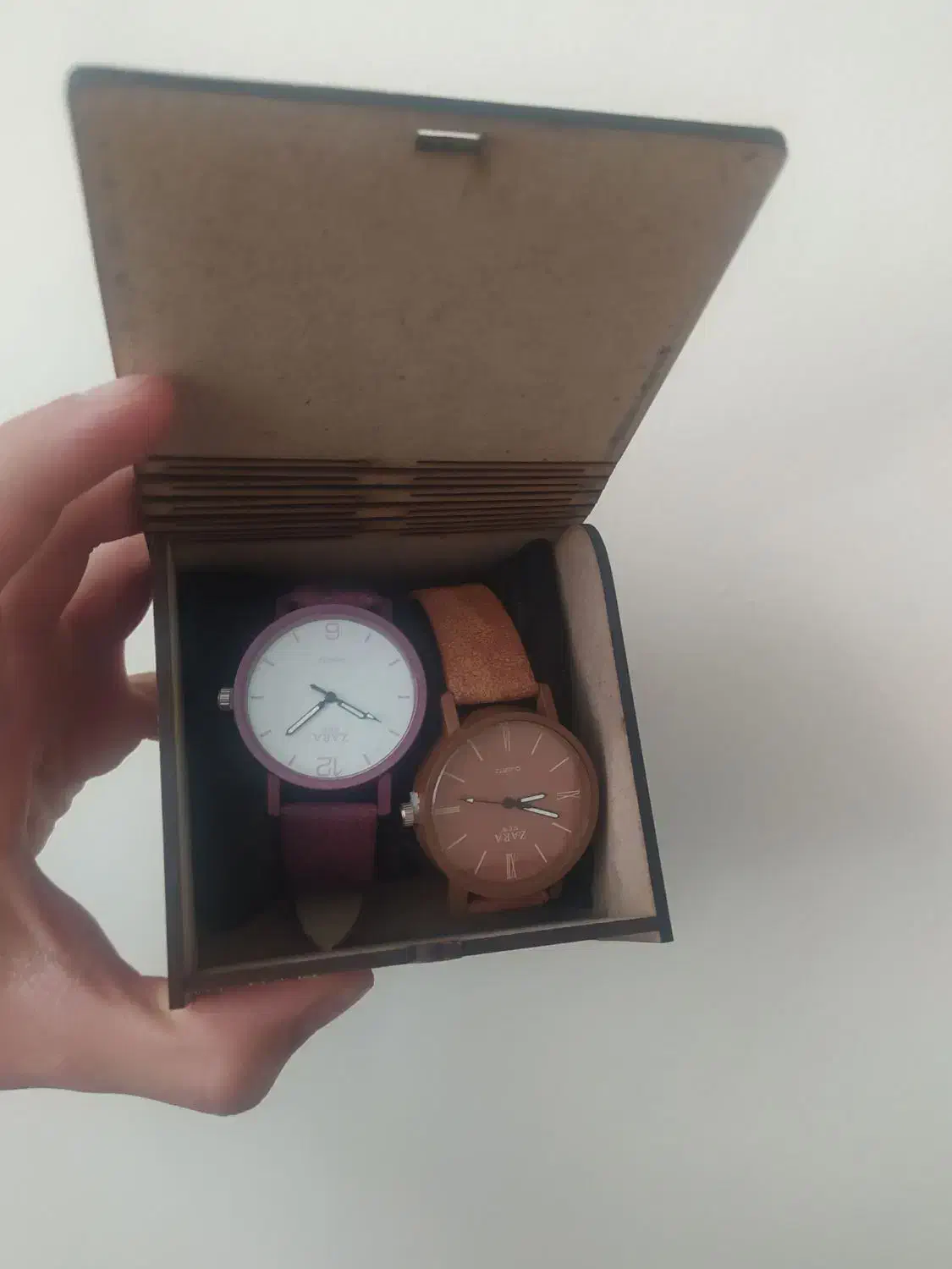 هدیه ایی خاص بامناسب ترین قیمت برای خودوعزیزانتان|ساعت|سنندج, |دیوار