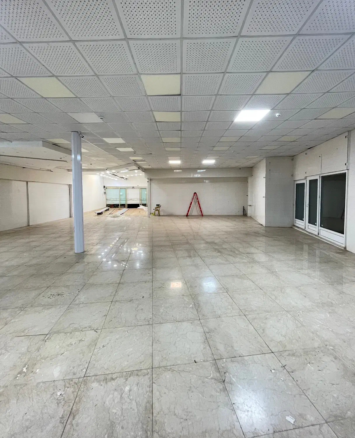 اجاره مغازه ۲۸۰ متر خیابان بازار چارسوق|اجارهٔ مغازه و غرفه|بابل, |دیوار