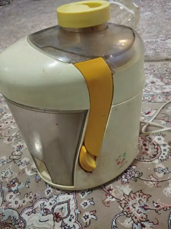 دستگاه آبمیوه گیری قدیمی|آبمیوه‌گیر و آب‌مرکبات‌گیر|شهریار, شهرک مصطفی خمینی|دیوار