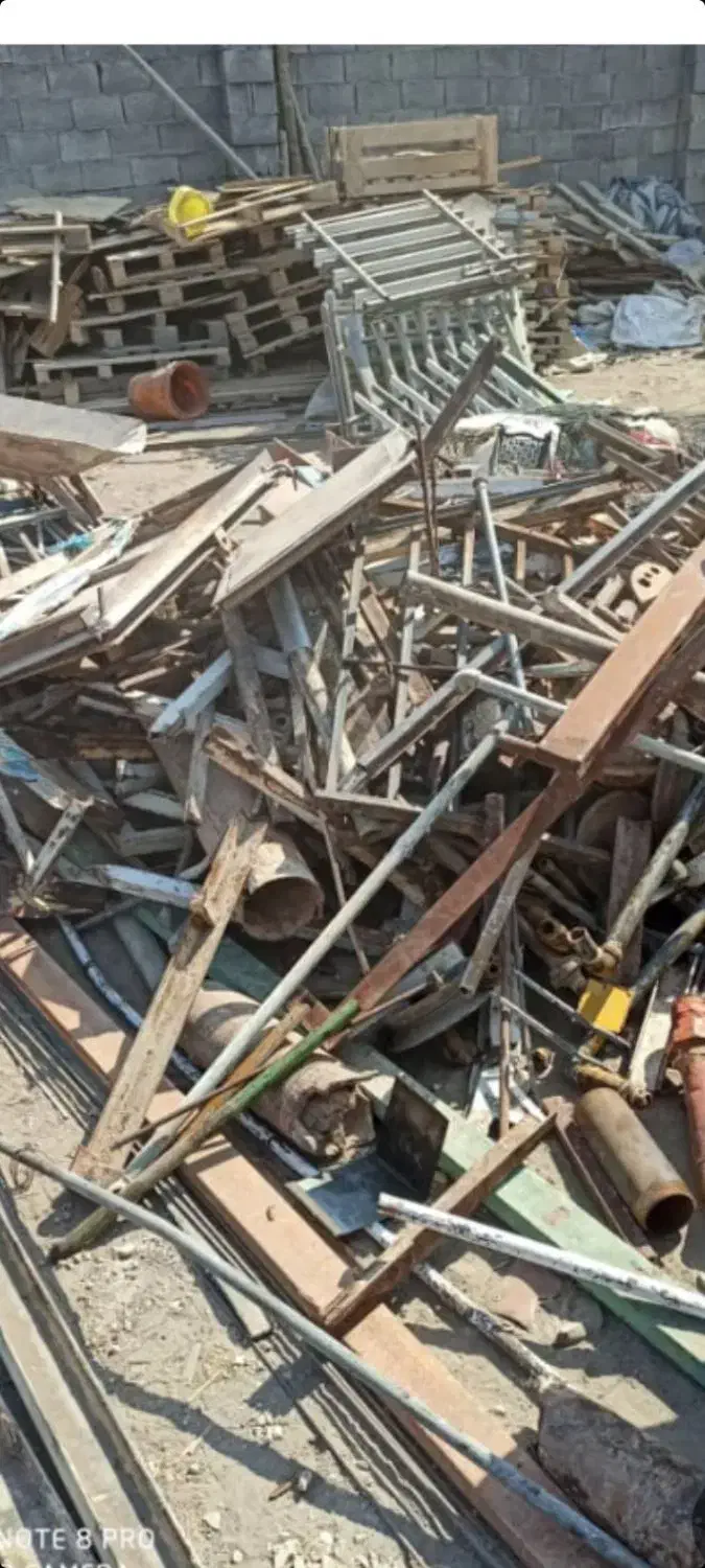 سلام خریدار ضایعات شما هستم|خدمات پیشه و مهارت|اصفهان, مصلی|دیوار