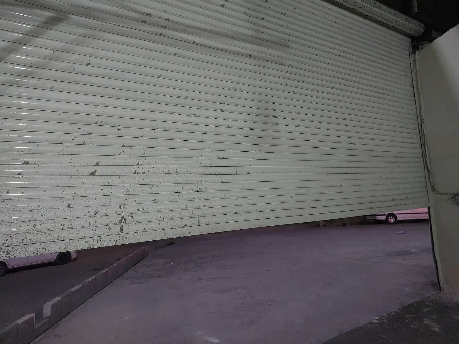 اجاره مغازه ۹۰ متری بر بلوار امام رضا|اجارهٔ مغازه و غرفه|قم, چهل درخت‎|دیوار