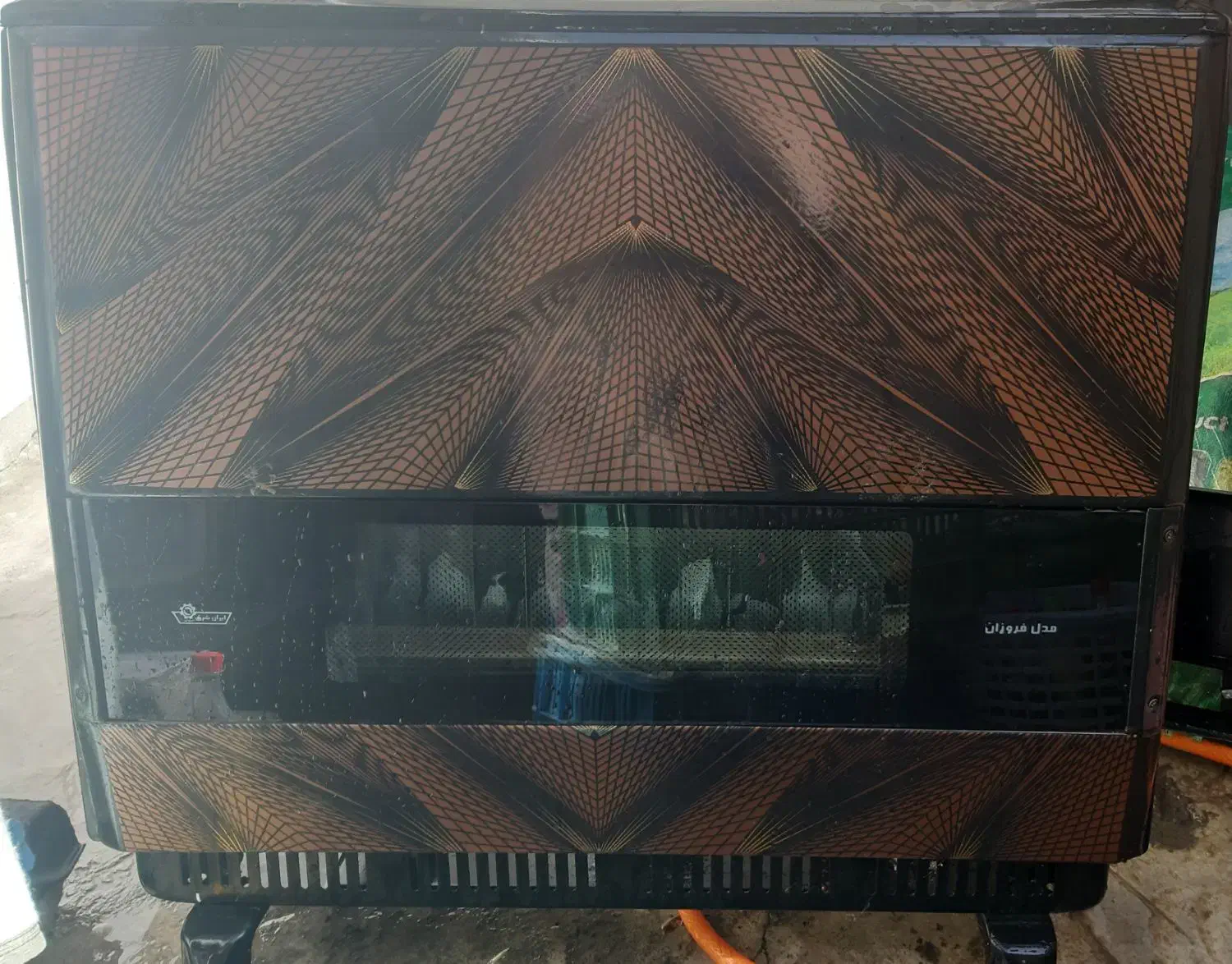 دو عدد بخاری گازی یکی 12000 یکی، 8000|بخاری، هیتر، شومینه|قروه, |دیوار