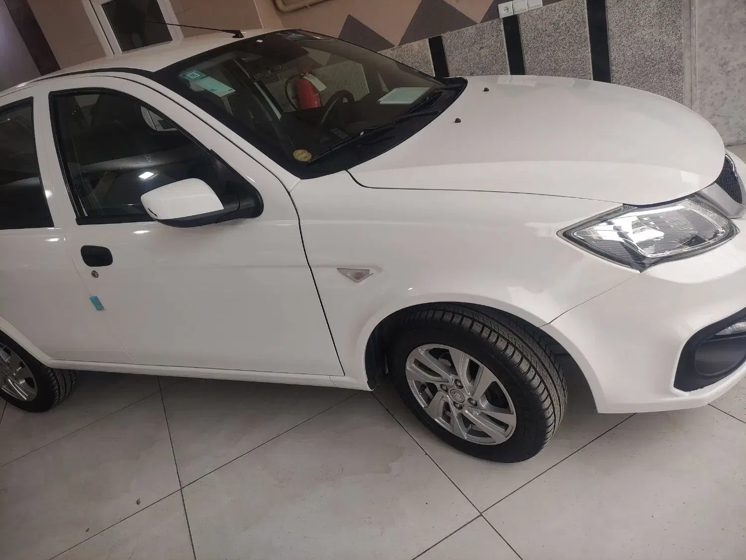 ساینا 402|خودرو سواری و وانت|شبستر, |دیوار