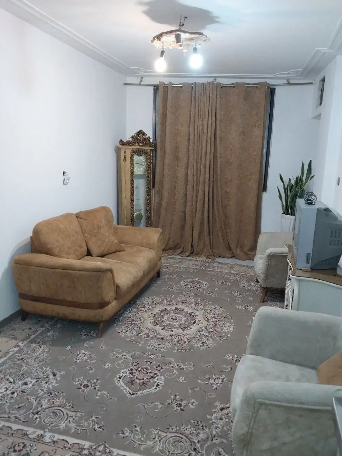 اجاره سوییت تمیز (مرکز شهر)|اجارهٔ کوتاهمدت آپارتمان و سوئیت|ورامین, ورامین|دیوار