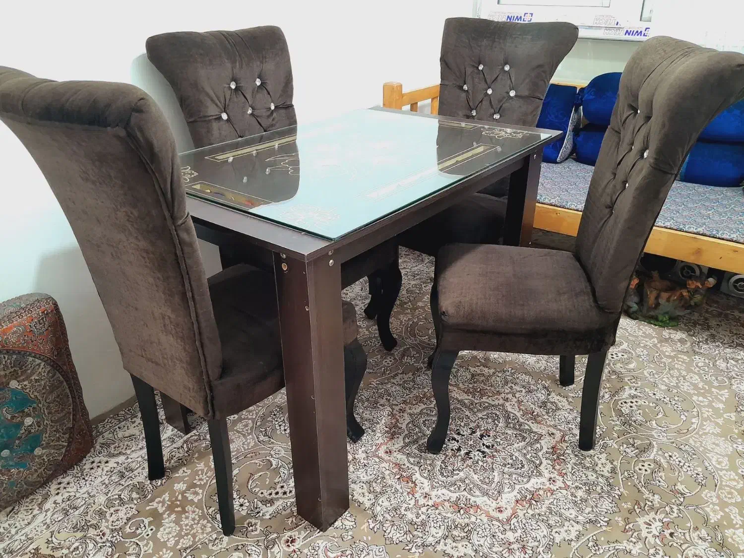 صندلی های چرم و مخمل|صندلی و نیمکت|لنگرود, |دیوار