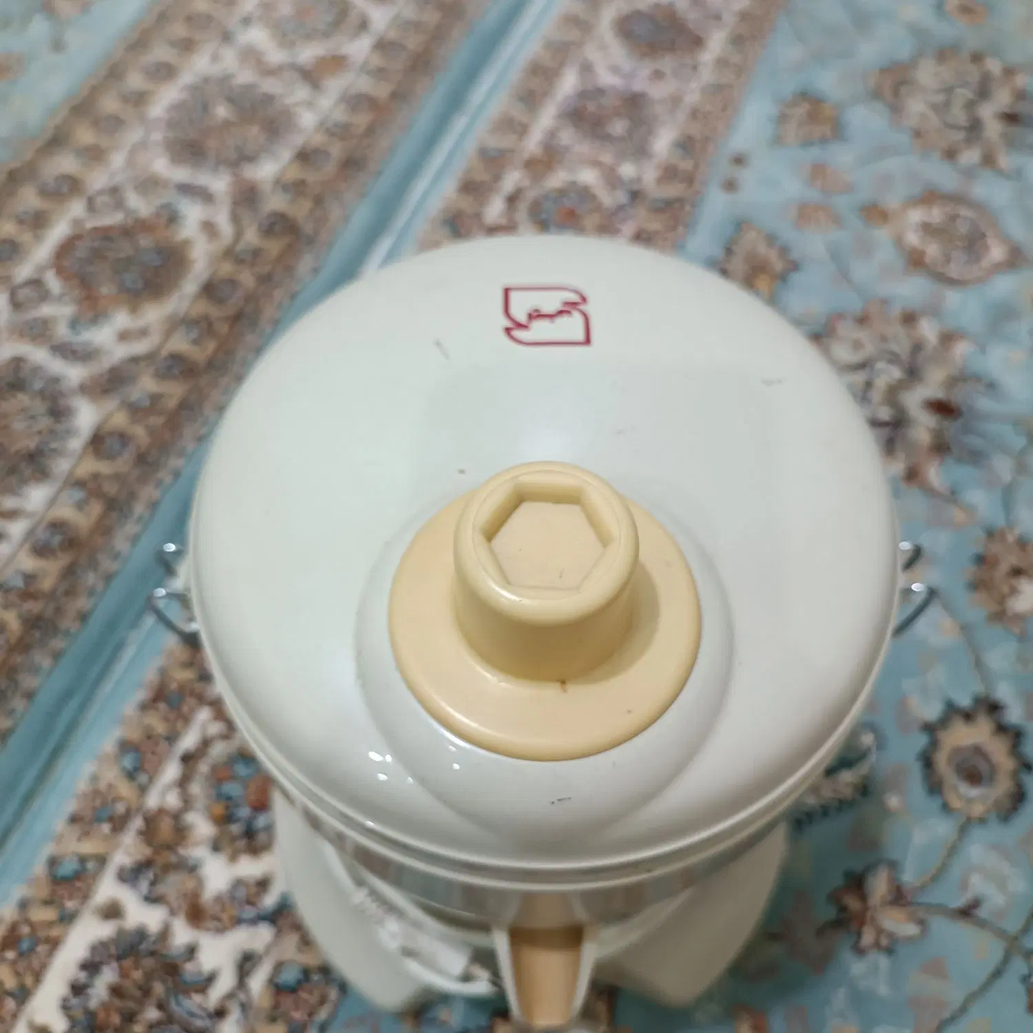 آبمیوه گیری پارس کاملا سالم و تمیز|آبمیوهگیر و آبمرکباتگیر|تهران, طیب|دیوار
