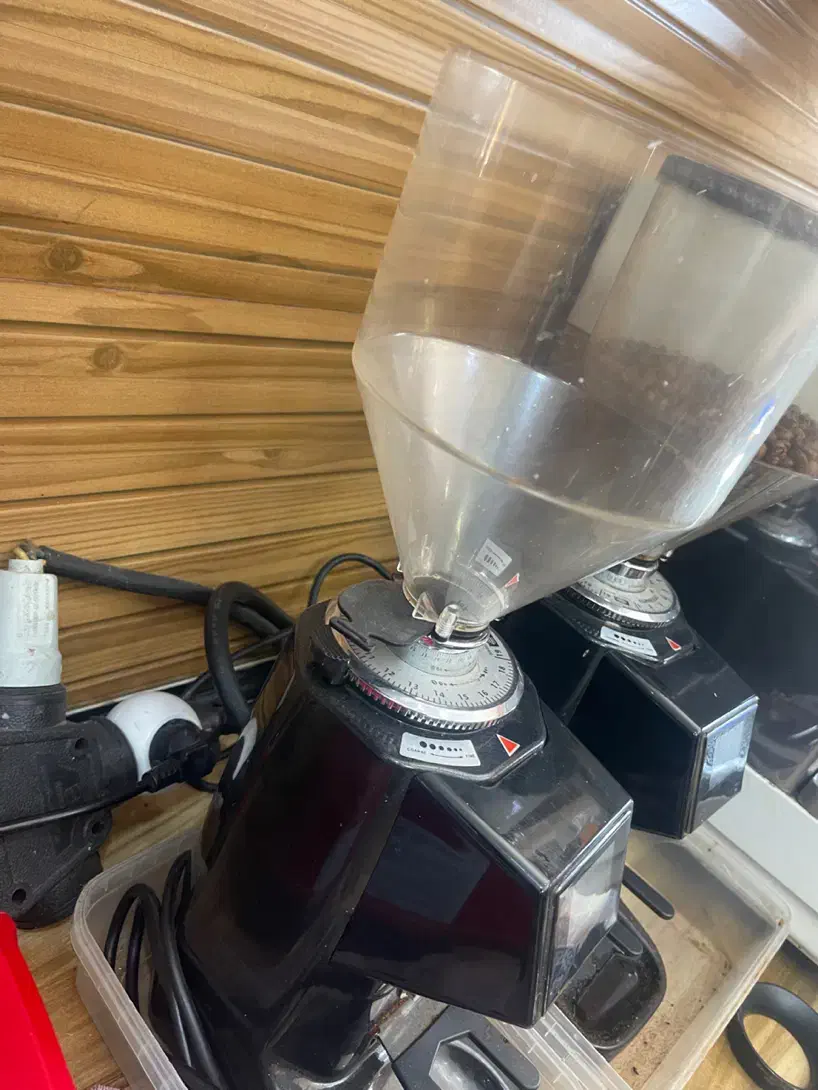 اسیاب۳۰۲۲|خردکن، آسیاب، غذاساز|الیگودرز, |دیوار