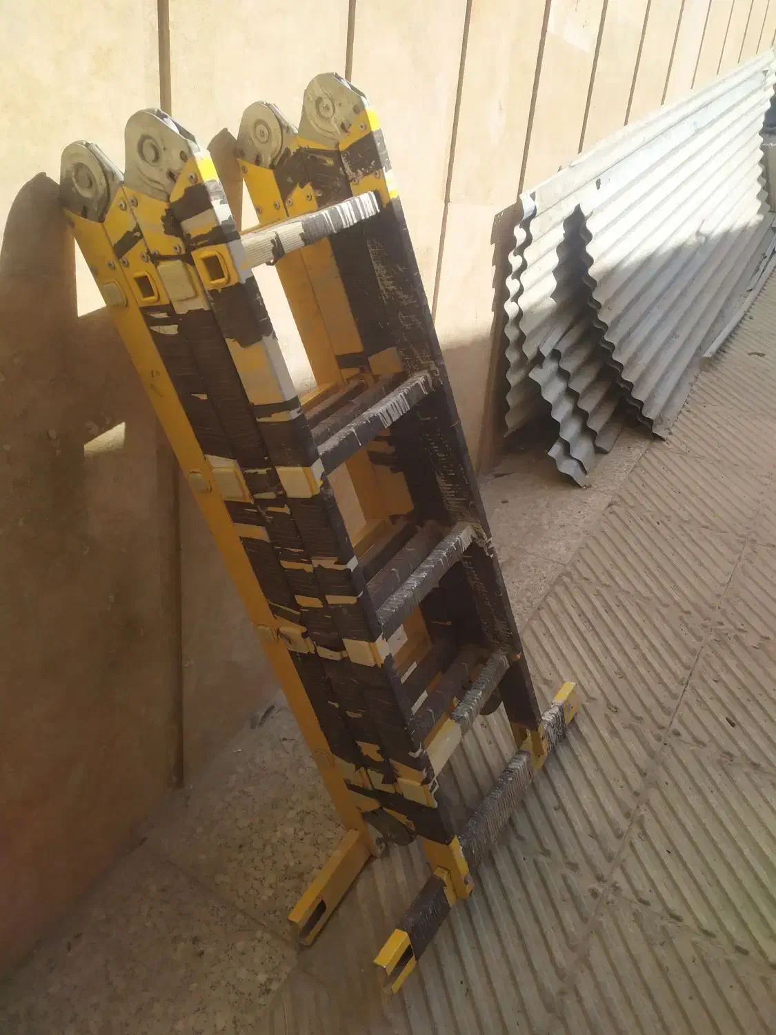 نردبان تاشو 16پله|ابزارآلات|شیراز, مسلم|دیوار