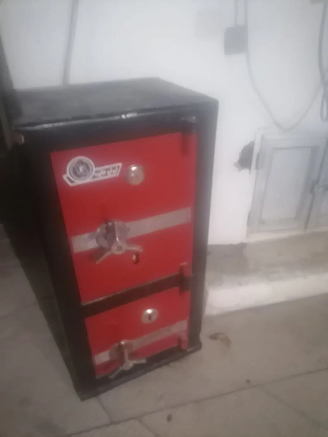 گاوصندوق|ابزارآلات|صدرا-فارس, باغشهر گلبهار صدرا|دیوار