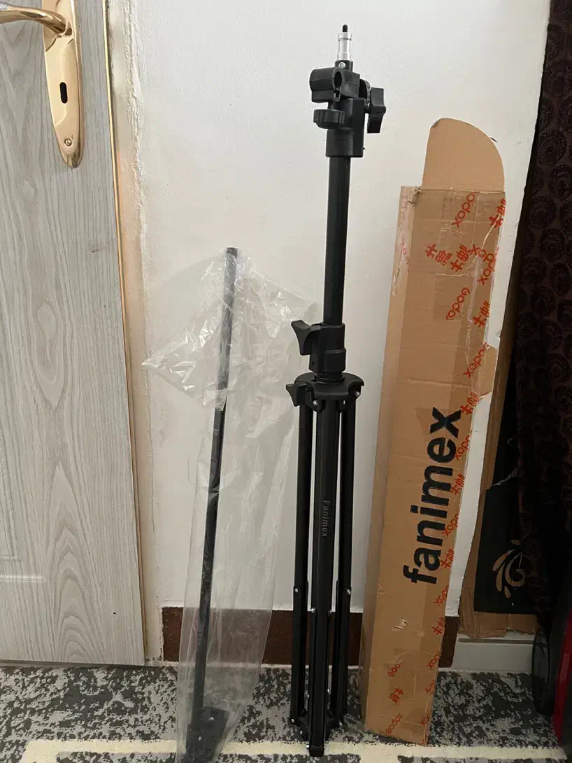 پایه دوربین جنس چدن|دوربین عکاسی و فیلمبرداری|مشهد, احمدآباد|دیوار