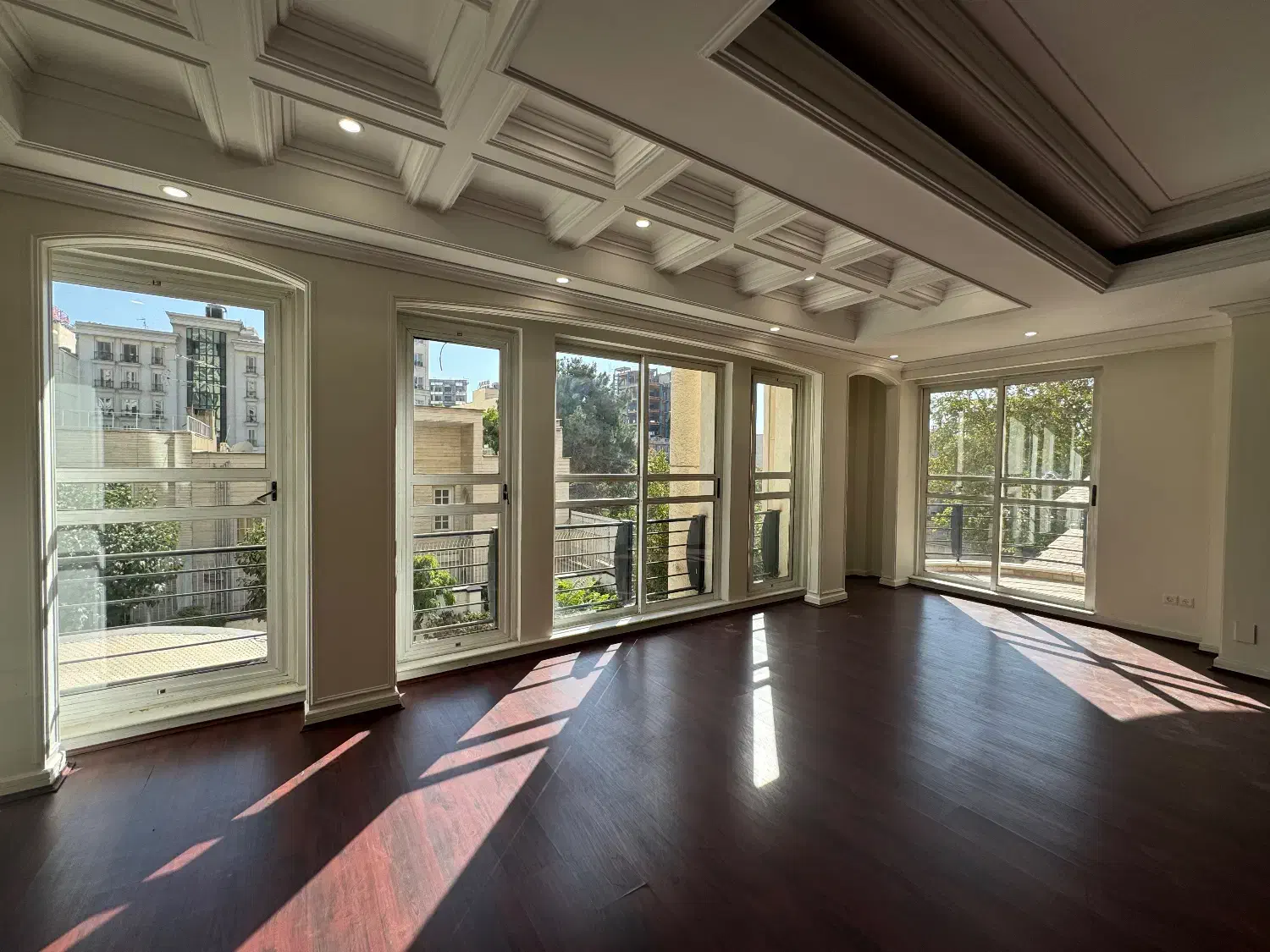 کامرانیه شمالی۲۲۰متر لحظه آخری ۵۵میلیارد فقط امروز|فروش آپارتمان|تهران, کامرانیه|دیوار