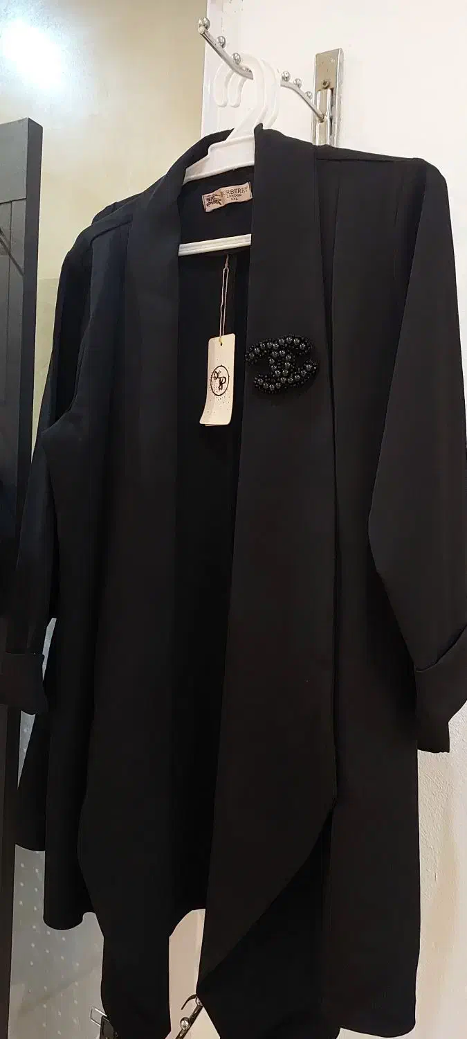 مانتو مازراتی|لباس|بابل, |دیوار