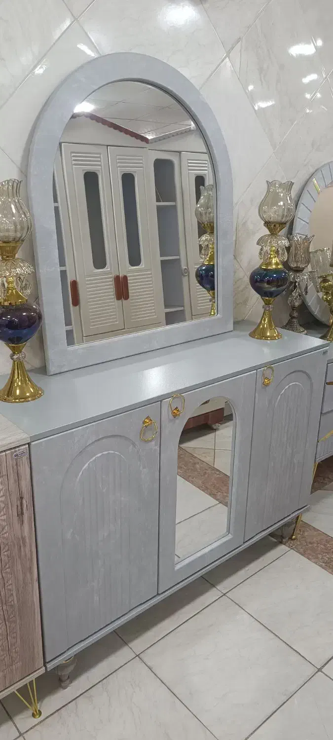 کنسول وآینه|بوفه، ویترین، کنسول|قم, چهل درخت|دیوار