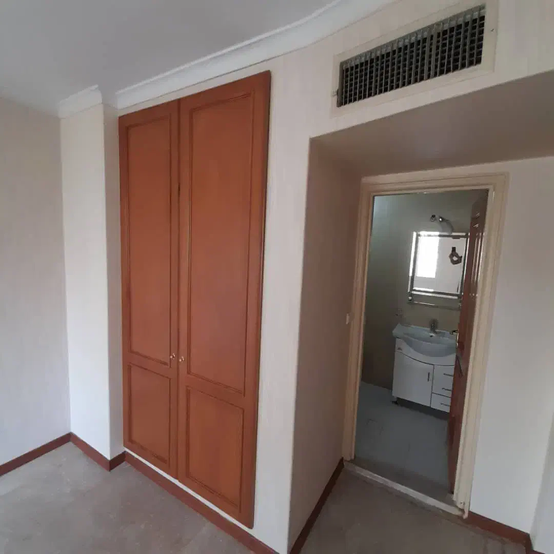 نیاوران۱۴۰متر۳خواب مستر،فول امکانات،بدون مشابه