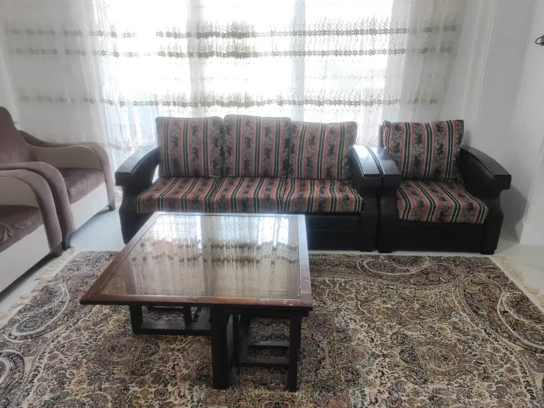 لوازم نشیمن به فروش میرسد|مبلمان خانگی و میز عسلی|کتالم و سادات شهر, |دیوار