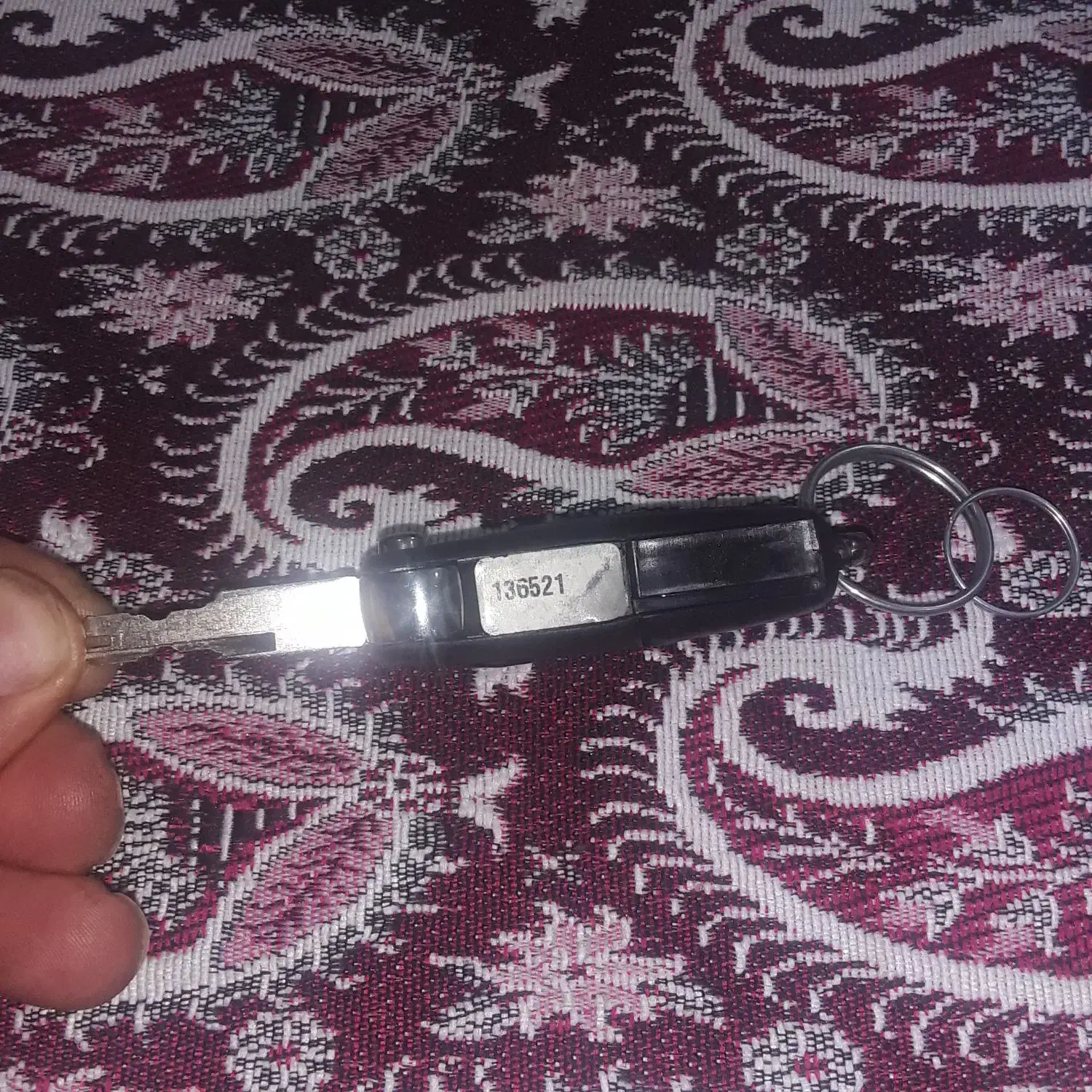 سوییچ پیدا شده|اشیا|قم, میرزائیه|دیوار