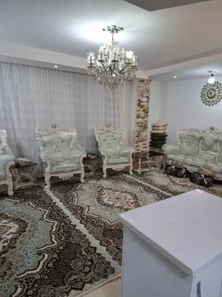 فاز ۴ شمال/پارکینگ /انباری /آسانسور|فروش آپارتمان|پرند, فاز ۴|دیوار