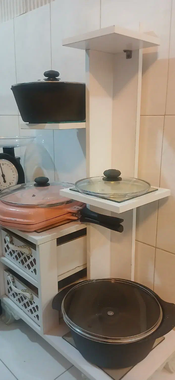 پایه قابلمه|آبچکان و نظمدهنده ظروف|مشهد, هنرور|دیوار