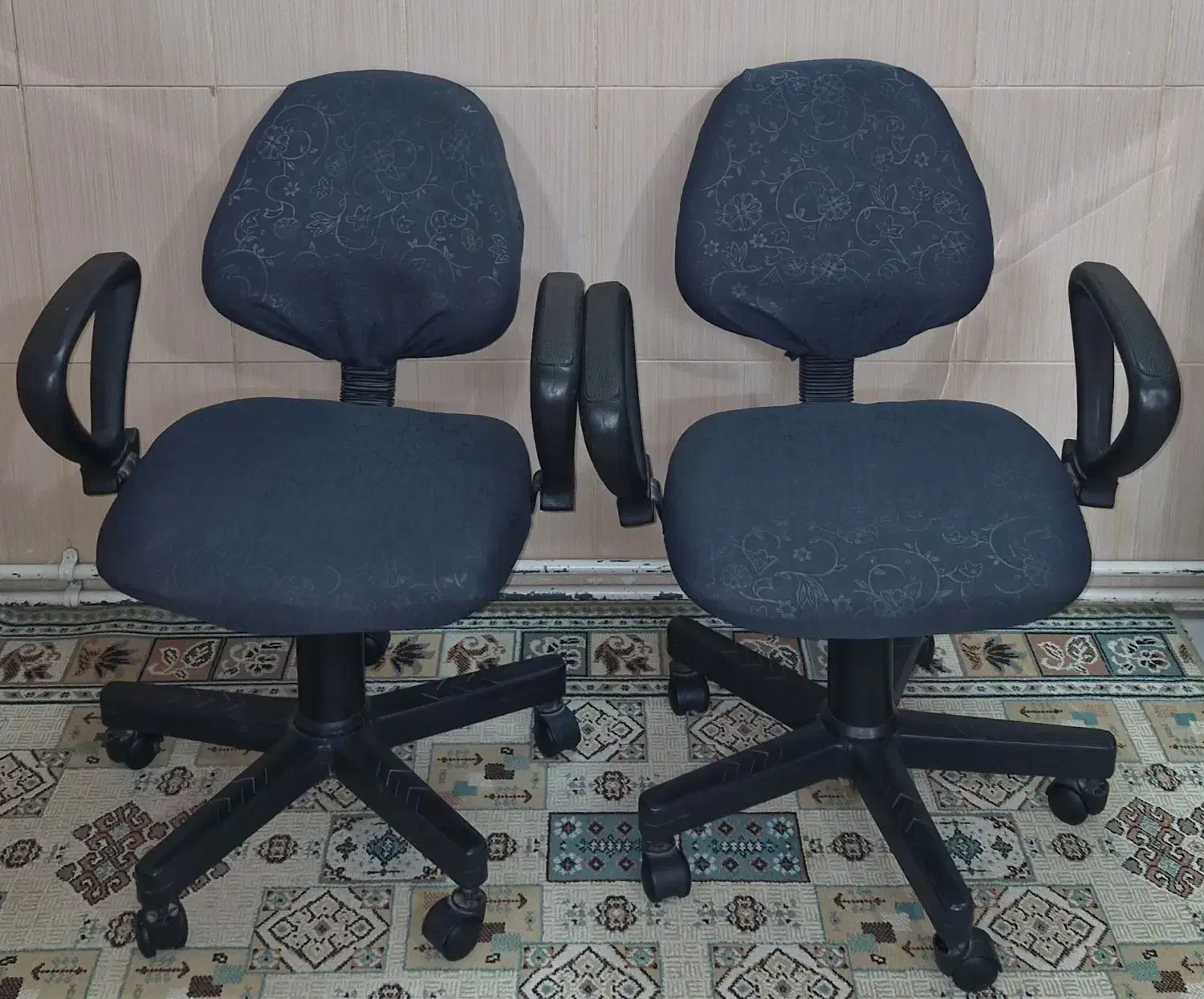 فروشی|صندلی و نیمکت|الیگودرز, |دیوار