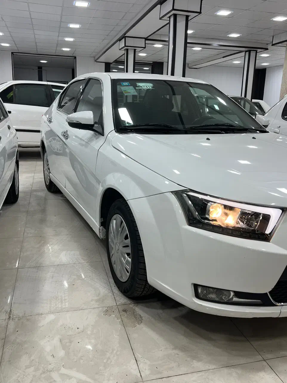 دنا پلاس ۵ دنده|خودرو سواری و وانت|سیرجان, |دیوار