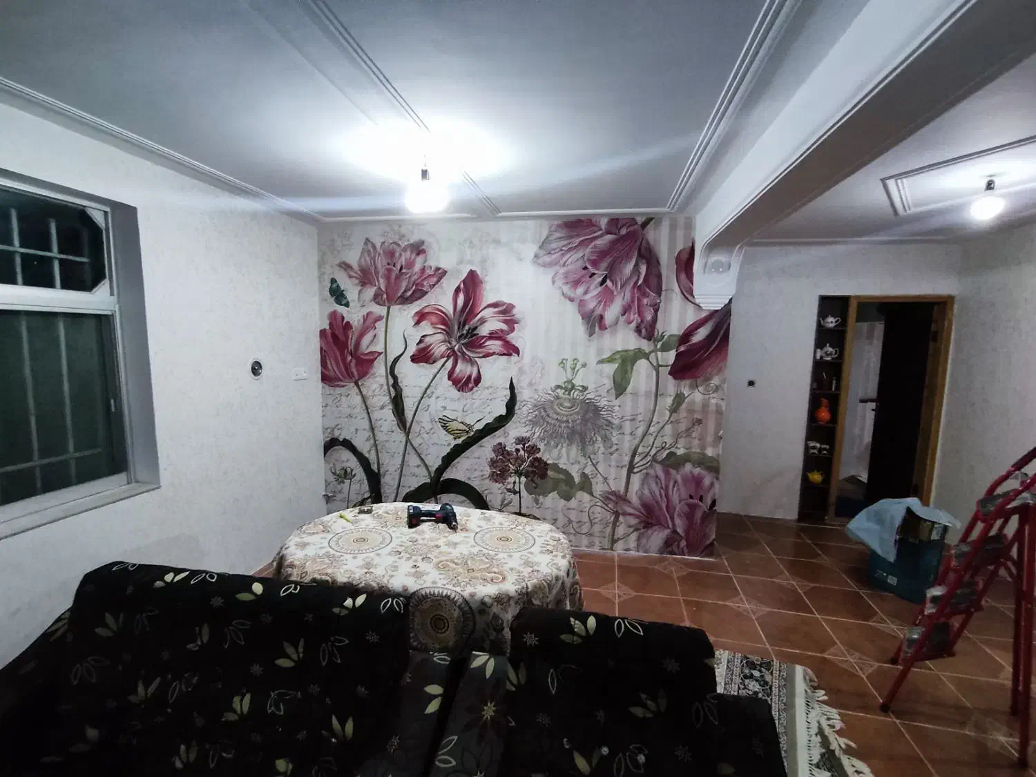 نصب کاغذ دیواری|خدمات پیشه و مهارت|رشت, جماران|دیوار