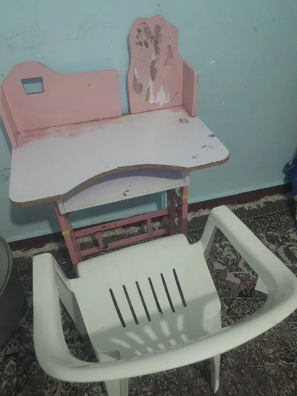 میز و صندلی کودک|تخت و صندلی بچه|درگهان, |دیوار