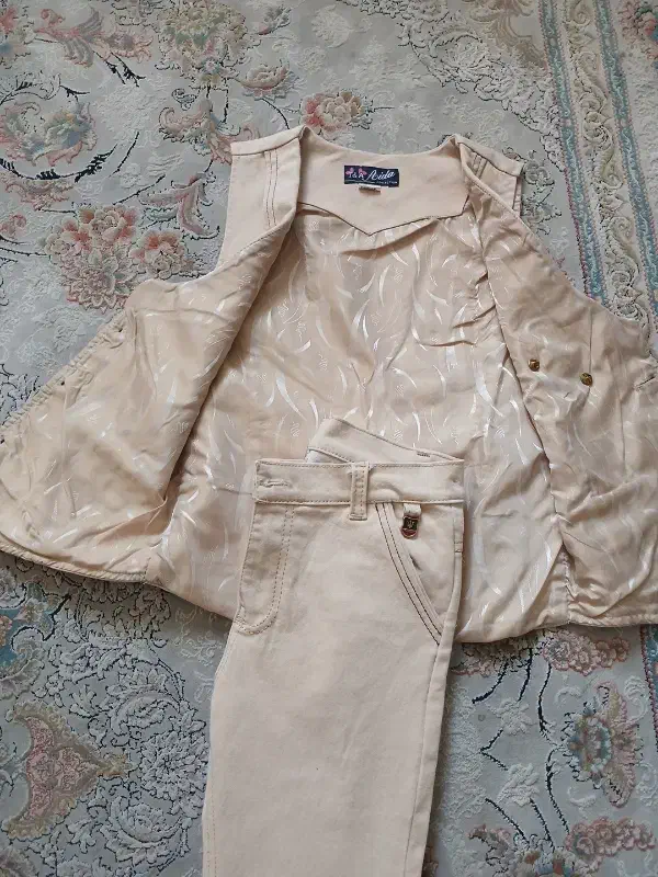 جلیقه وشلوار|کفش و لباس بچه|ملایر, |دیوار