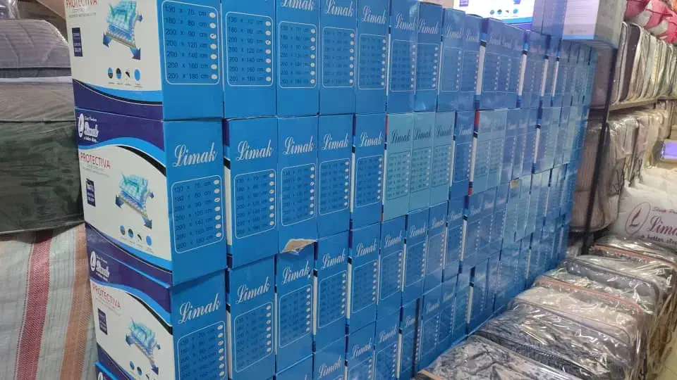 کاور تشک ضد آب و بالشت مموری فوم طبی|رختخواب، بالش، پتو|بندرعباس, |دیوار