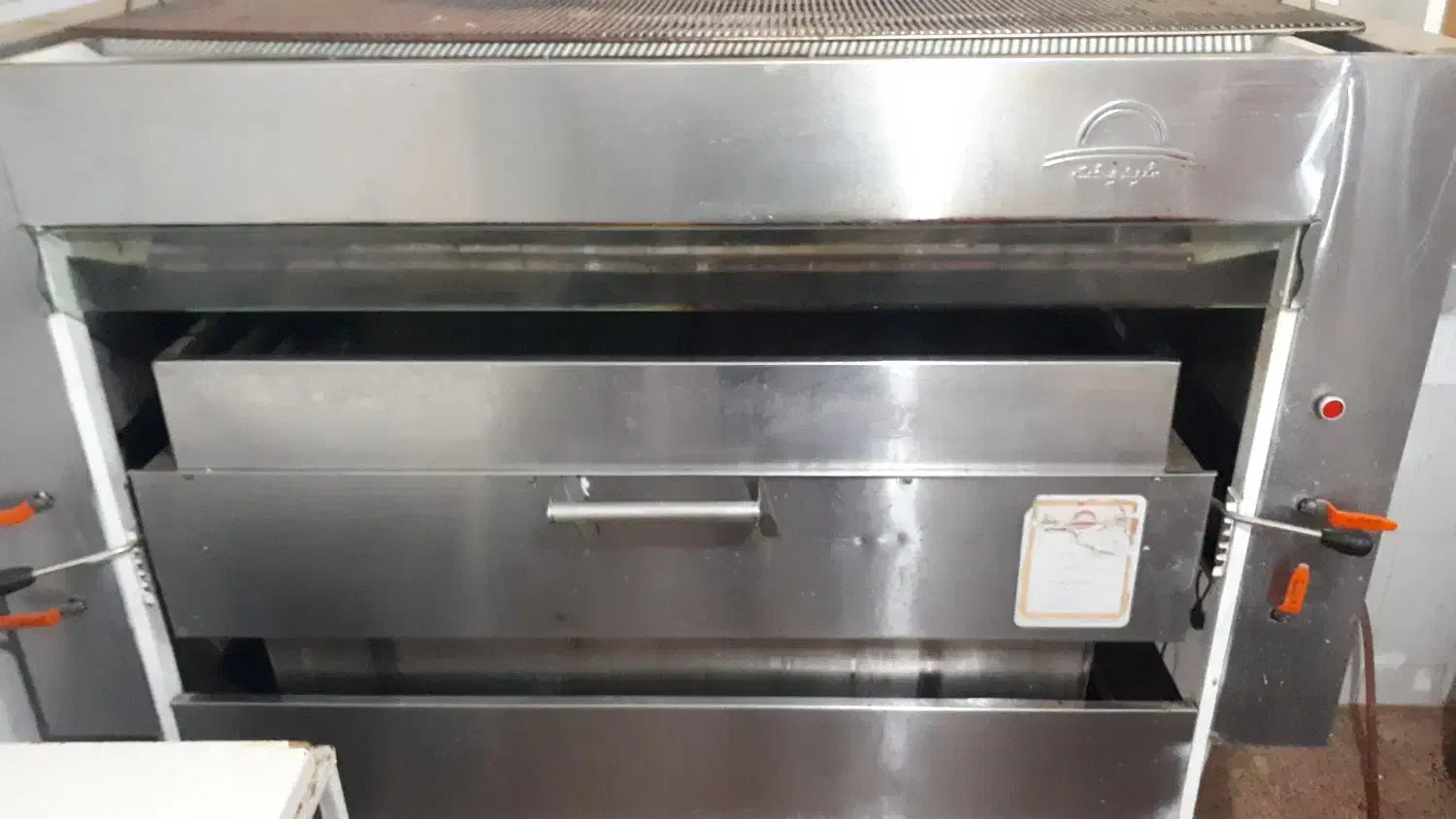 کباب پز تابشی ایستاده ۳۰ سیخه|کافیشاپ و رستوران|سلطانیه, |دیوار