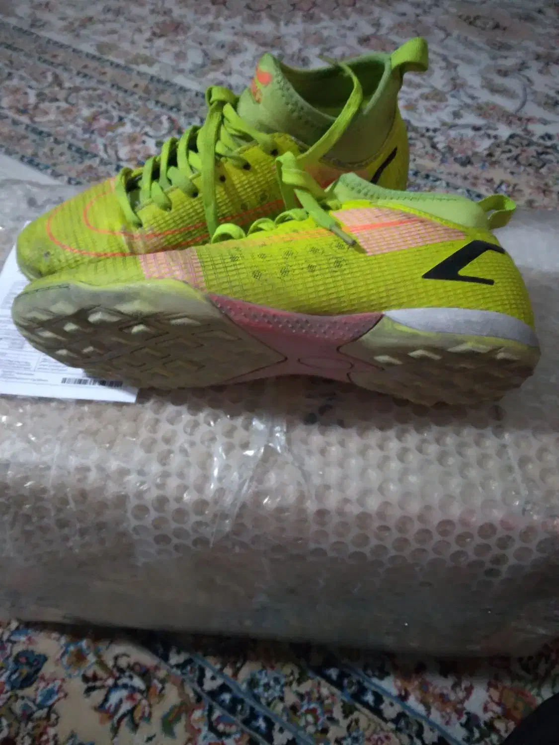 کفش ورزشی ونیم پوت|کیف، کفش، کمربند|اندیشه, شهرک کوثر|دیوار