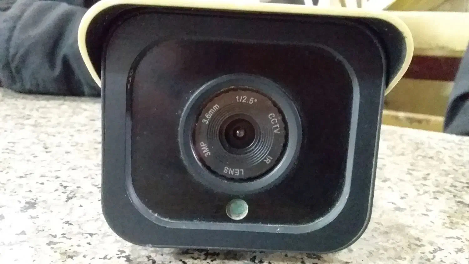 یک عدد دوربین سالم کیفیت بالا|دوربین مداربسته|بناب, |دیوار