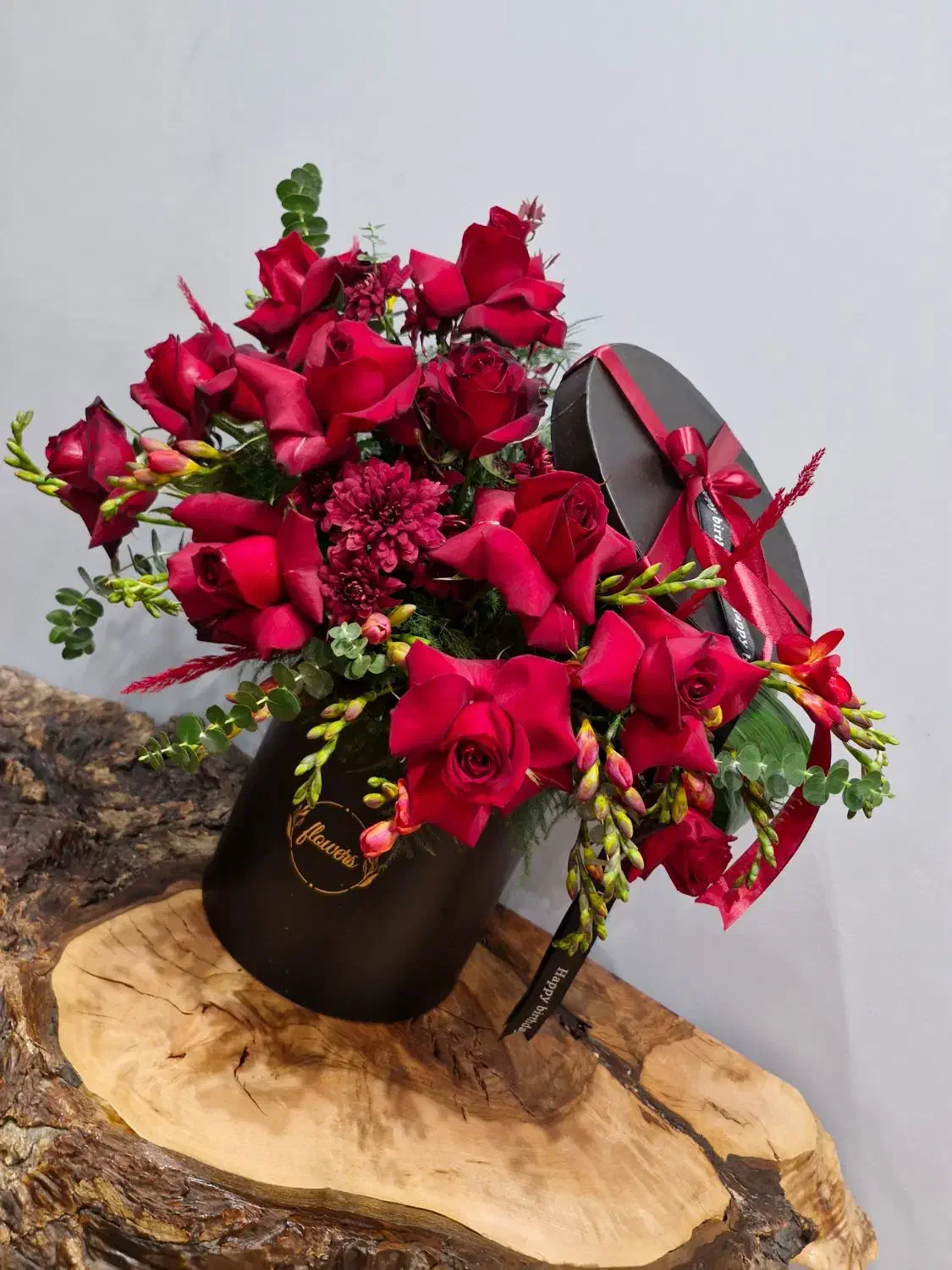 باکس گل با بهترین گل رز|گل و گیاه طبیعی|قم, باجک سه|دیوار