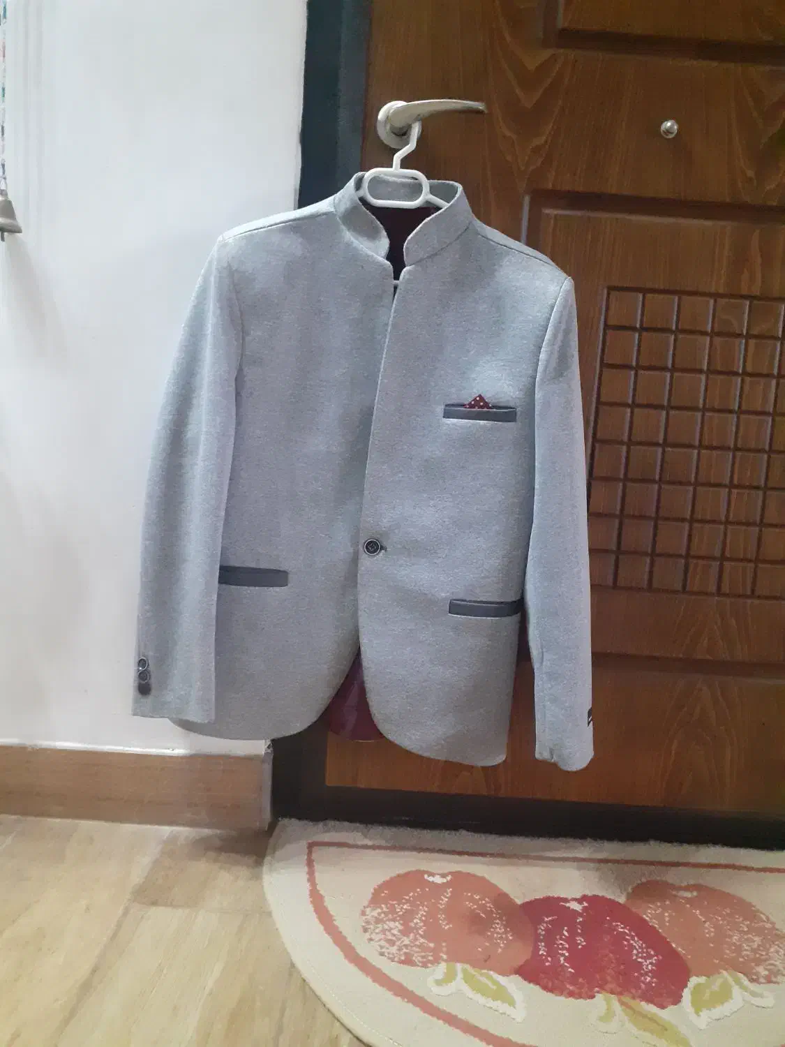 تک کت مجلسی شیک|لباس|آشخانه, |دیوار