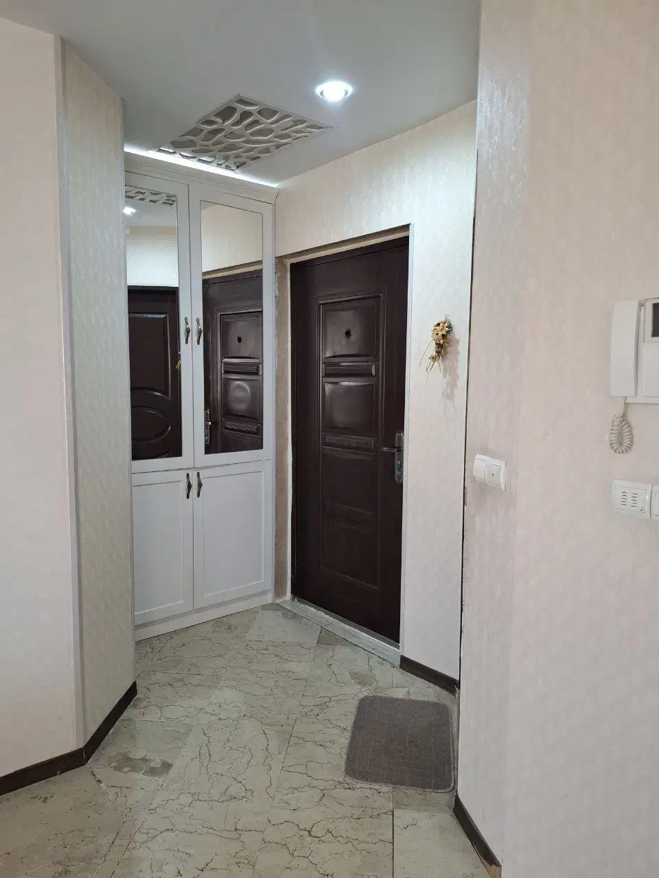 رهن اپارتمان95مترسالن پرده خورفول ششم نیروهوایی