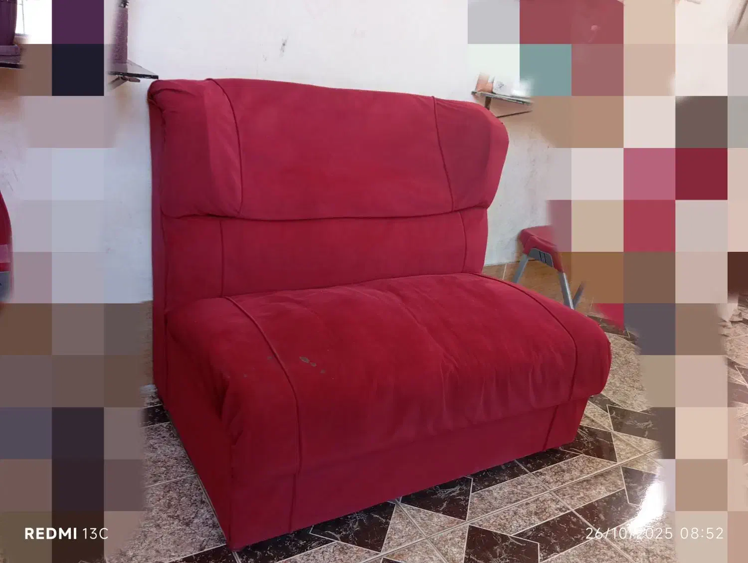 مبل راحتی تمیز ومرتب|مبلمان خانگی و میز عسلی|جهرم, |دیوار