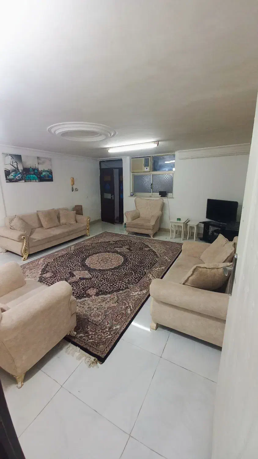 اجاره سوییت. روزانه هفتگی( با پارکینگ )|اجارهٔ کوتاه‌مدت آپارتمان و سوئیت|رشت, استقامت ۲|دیوار