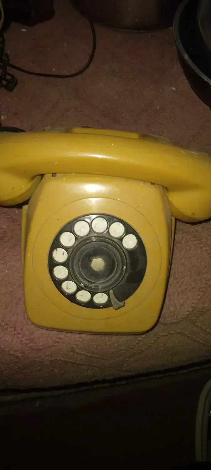 تعدادی تلفن قدیمی|کلکسیون اشیاء عتیقه|جویبار, |دیوار