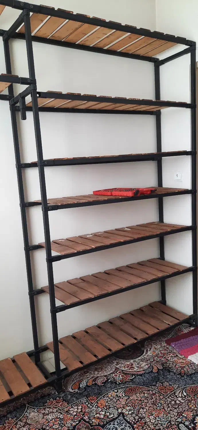 قفسه و رگال|کتابخانه، شلف، قفسه‌های دیواری|تهران, نیروی هوایی (پیروزی)|دیوار