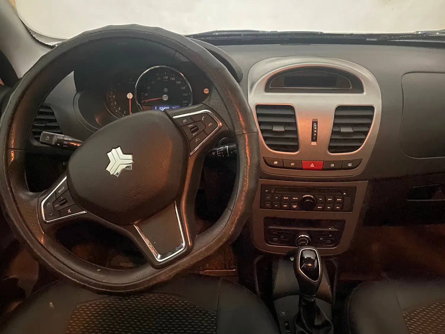 ساینا مدل ۹۷|خودرو سواری و وانت|بیرجند, |دیوار