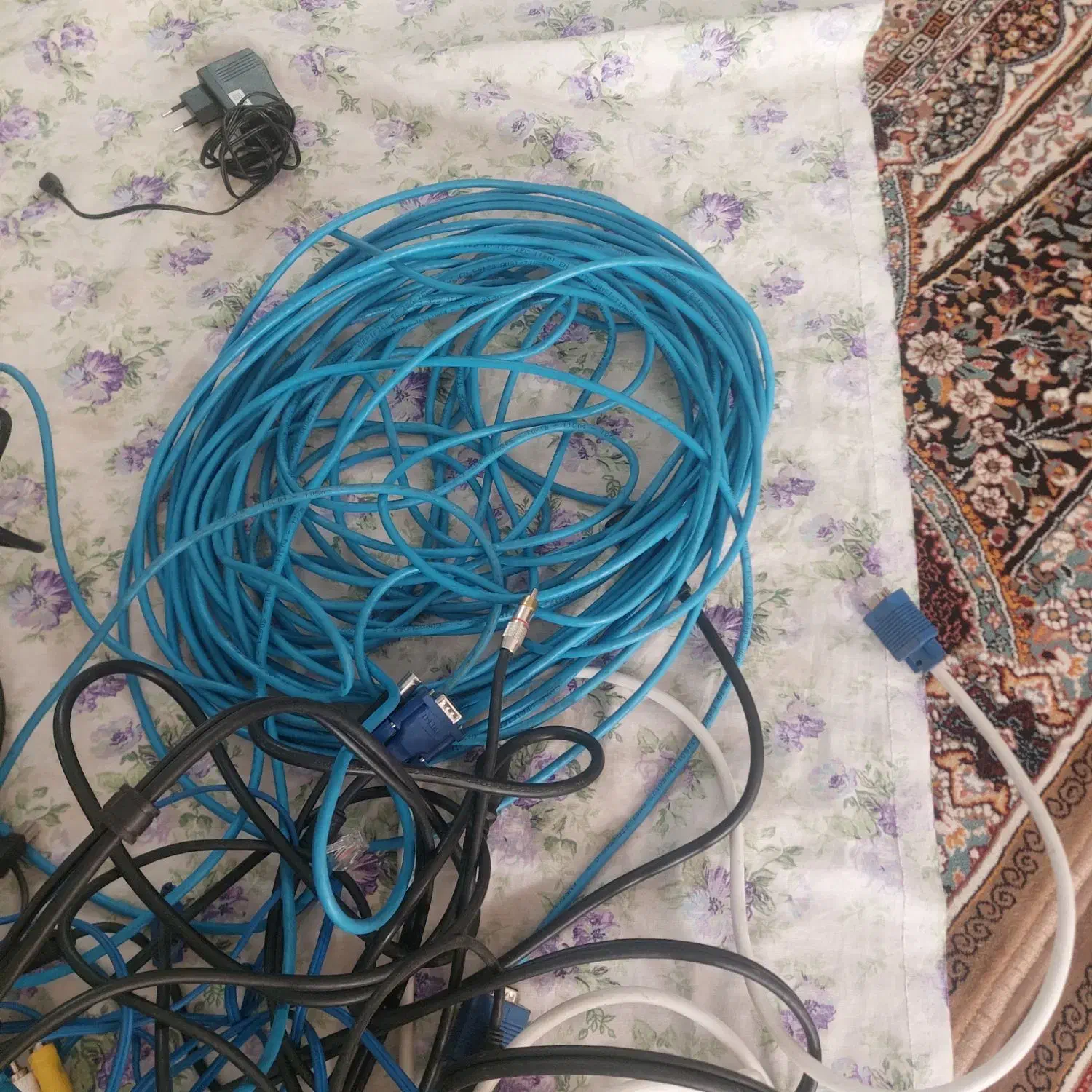 تعدادی کابل شبکه .کابل اچ تی مای و...|مودم و تجهیزات شبکه|محمدشهر, محمدشهر|دیوار