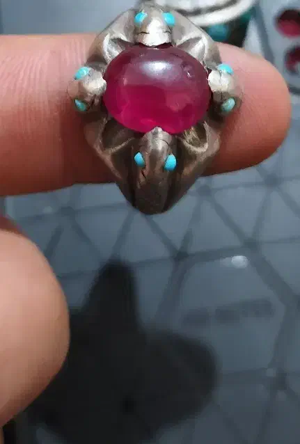 انگشتر|کلکسیون اشیاء عتیقه|ممقان, |دیوار