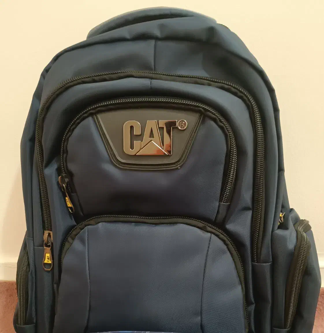 کیف پسرانه|کیف، کفش، کمربند|اندیشه, اندیشه فاز ۲|دیوار