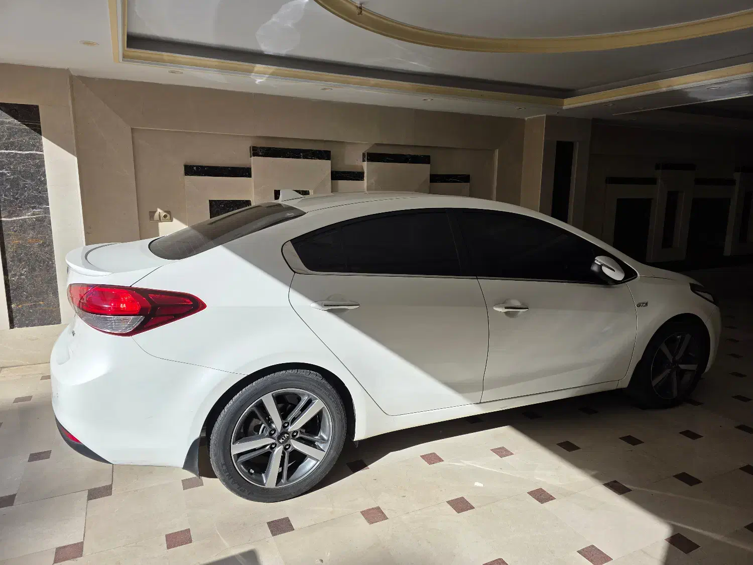 سراتو ۲۰۱۷ فول|خودرو سواری و وانت|تهران, حافظیه|دیوار