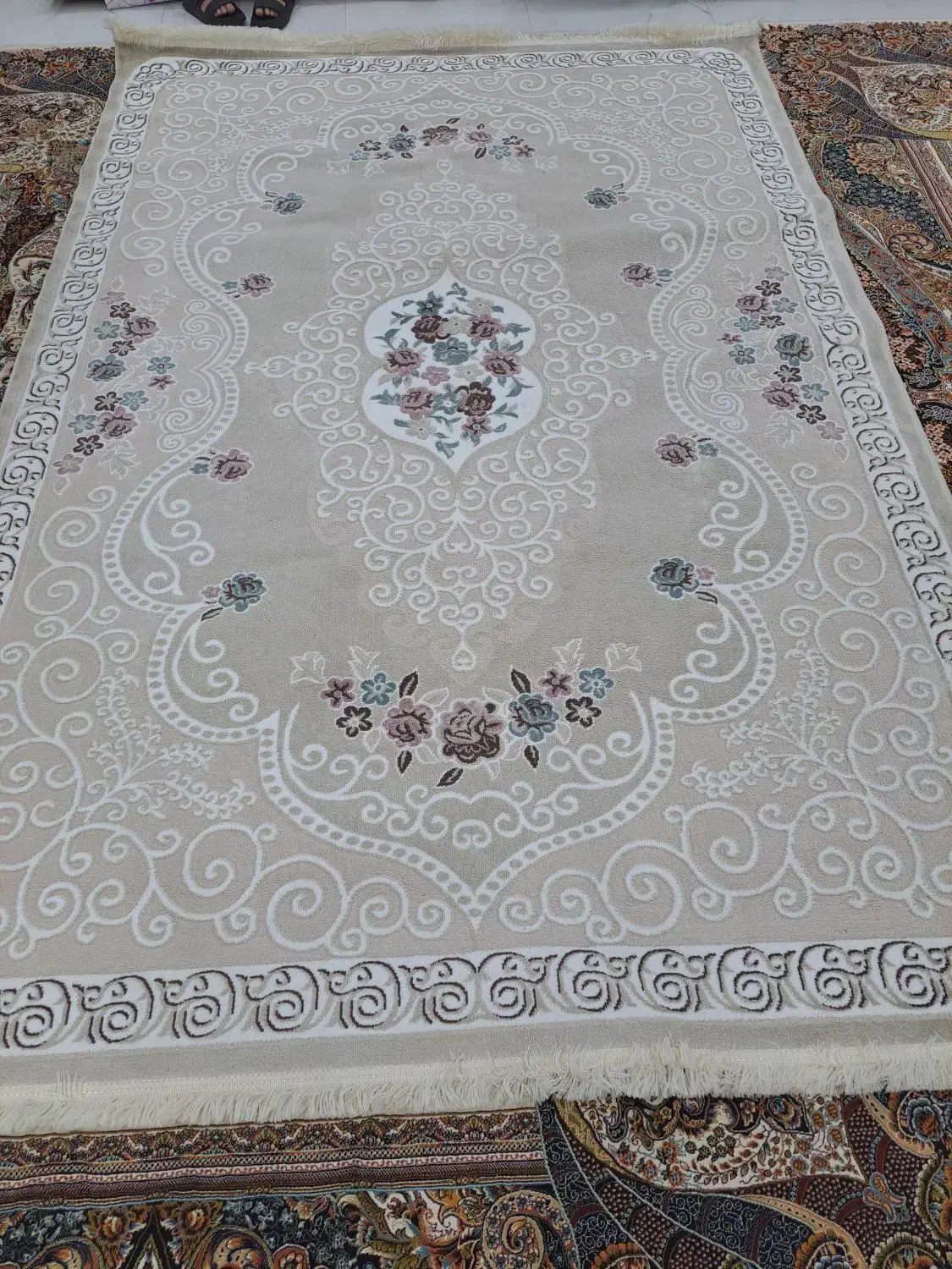 فرش  فانتزی تمیز|فرش|قم, کلهری|دیوار