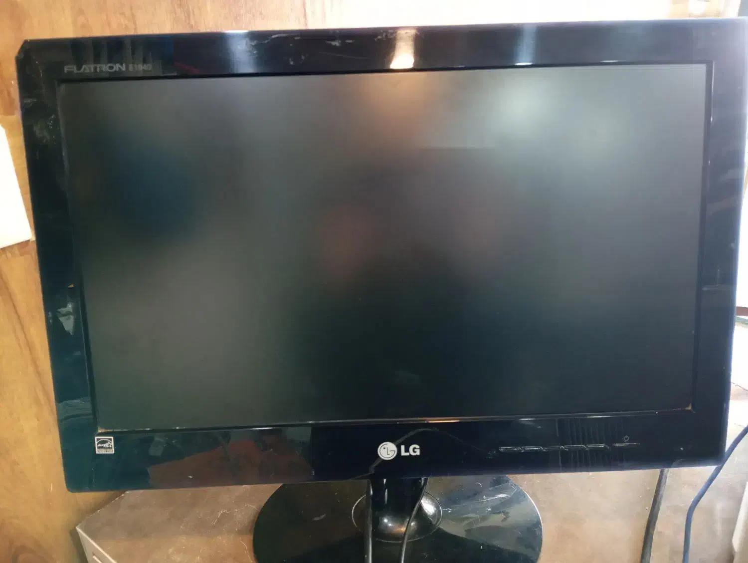 مانیتور LG|قطعات و لوازم جانبی رایانه|خمین, |دیوار