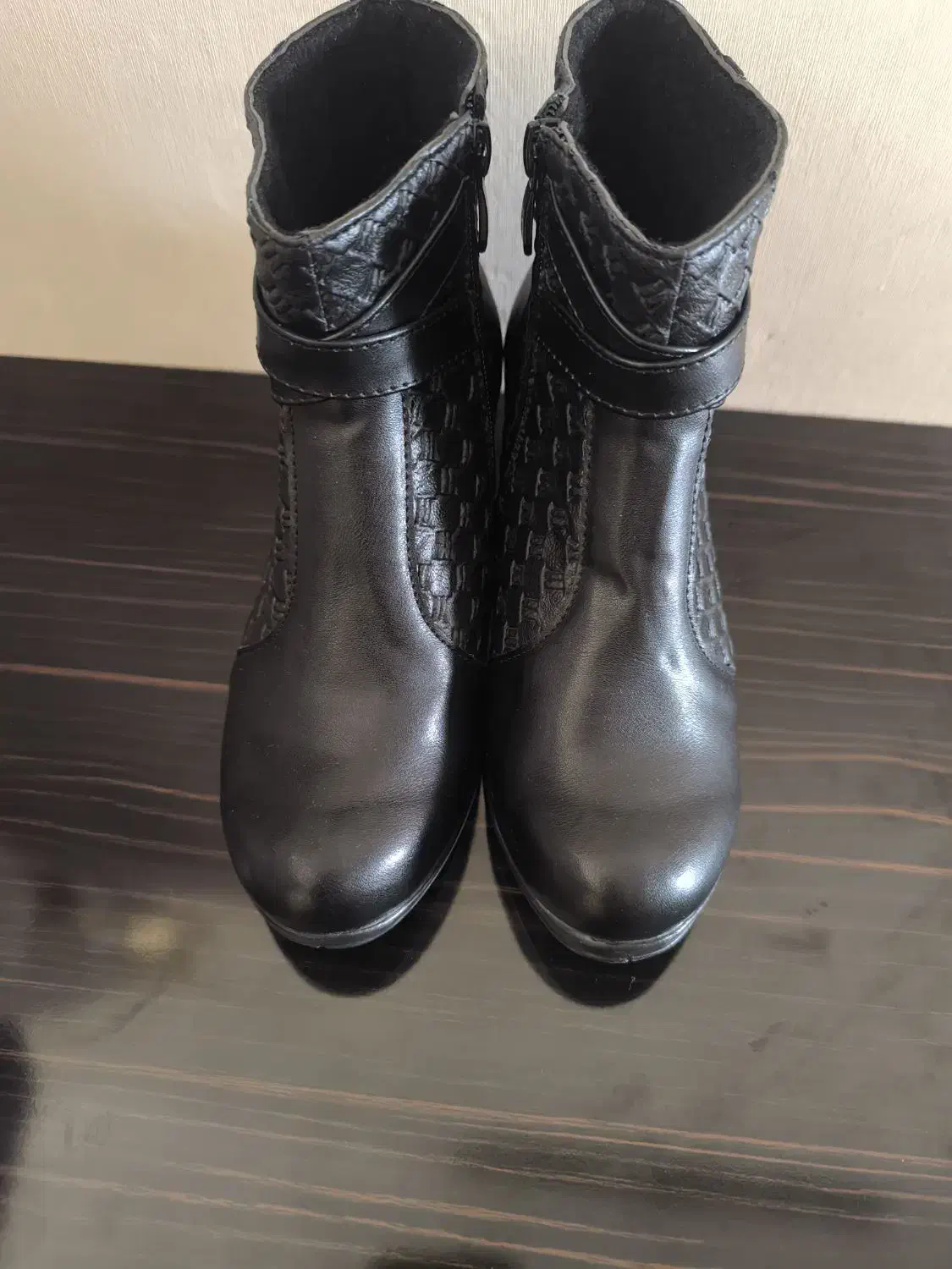 نیم بوت نو|کیف، کفش، کمربند|مشهد, گلبرگ شمالی|دیوار