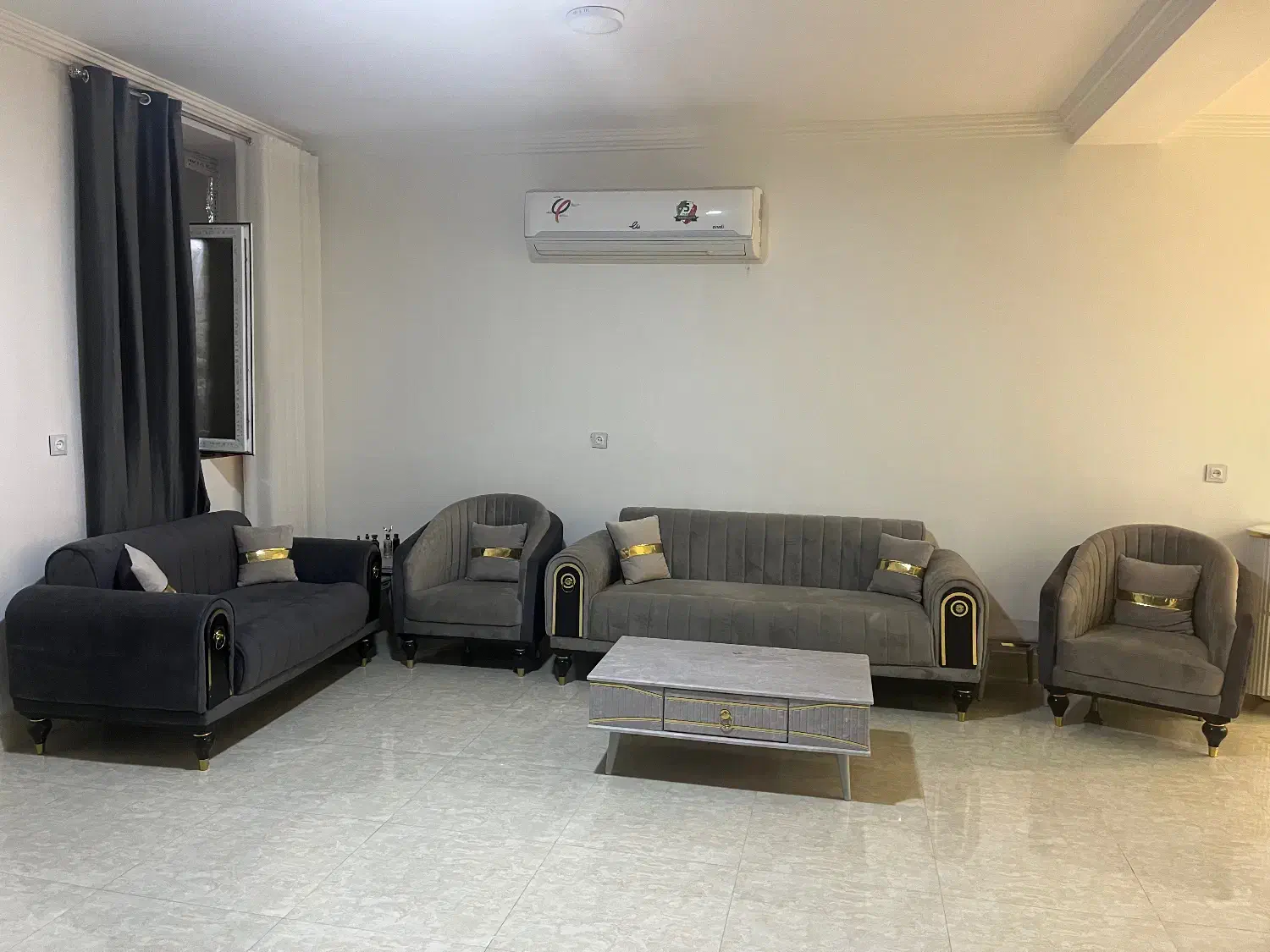 مبل وکنسول|مبلمان خانگی و میز عسلی|دلوار, |دیوار